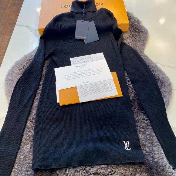 Louis Vuitton black turtleneck size large - Picture 6 of 8